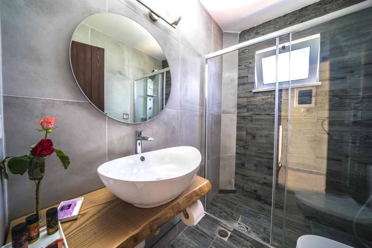 Petronila Luxury Villa With Heated Private Pool Kíszamosz Kültér fotó